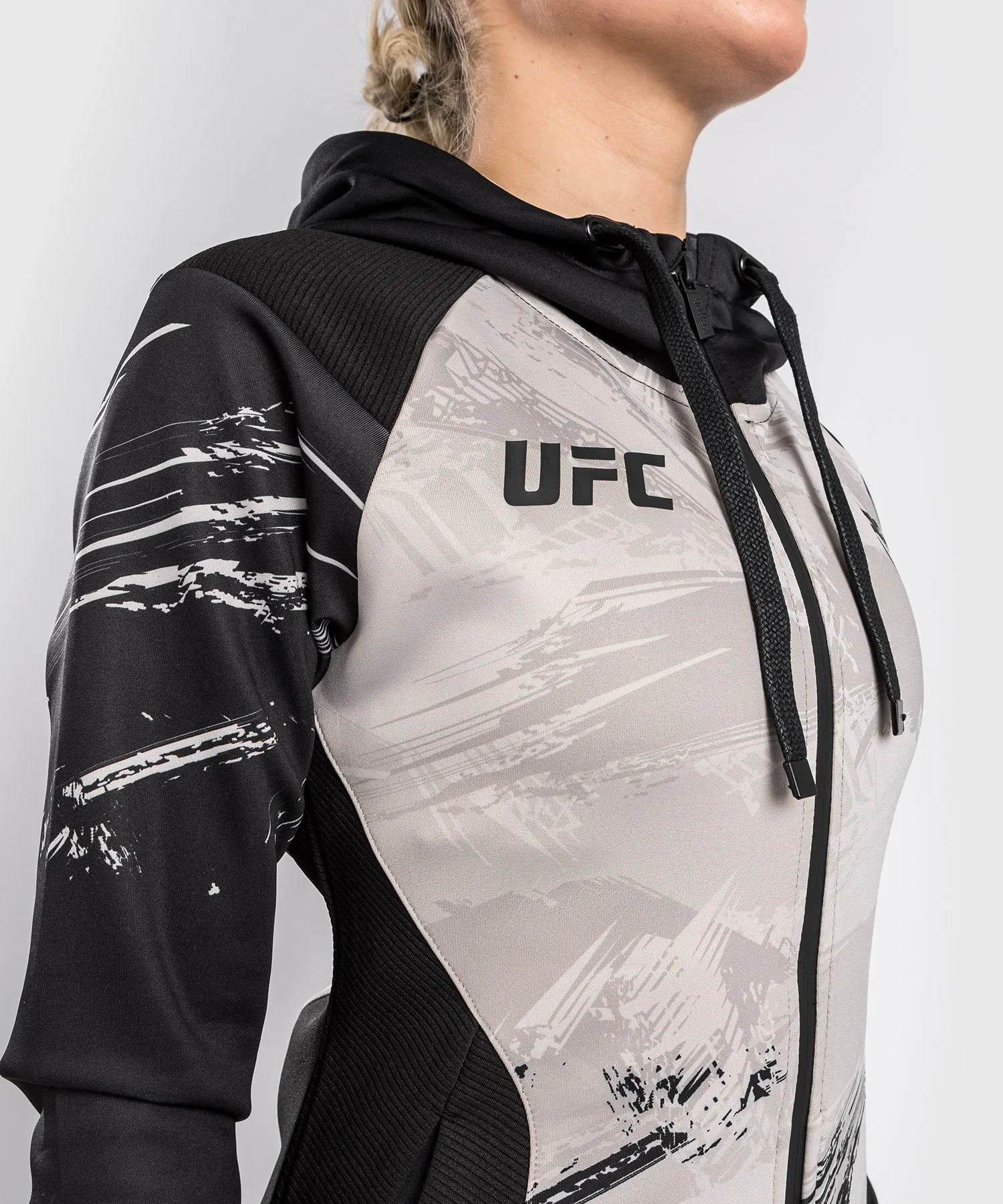 UFC Venum Authentic Fight Week 2.0 Women’s Zip Hoodie - Black/Sand